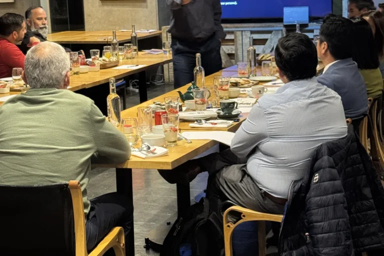 Workshop Liderar con Sentido de HUBLS, liderado por Rafael Oteiza — foto 13