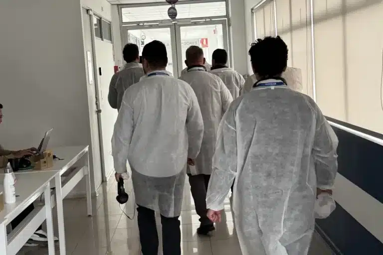 Visita profesional de HUBLS a la planta IDEAL de Grupo Bimbo en Quilicura — foto 2
